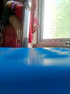 Snapshot of miss_riya_kol chatting on October 13, 6:35 am miss riya kol online show from October 13, 6:35 am