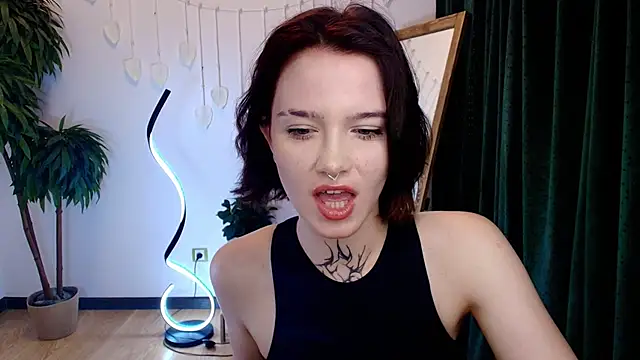 Snapshot of Elastikisss chatting on October 16, 2:34 am Elastikisss online show from October 16, 2:34 am