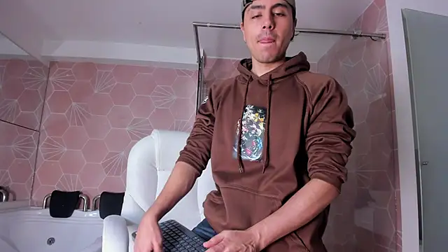 dylan cross  online show from January 16, 11:36 am