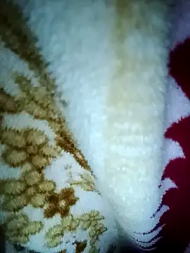 Snapshot of alone_boy802 chatting on October 15, 9:53 am alone boy802 online show from October 15, 9:53 am