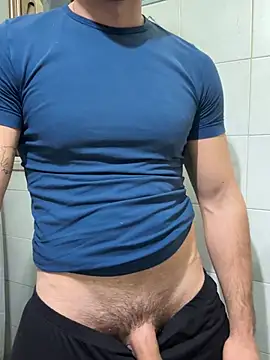 giovan2020 online show from February 2, 10:08 pm