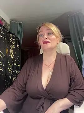 Sweet-blonde online show from March 12, 6:03 pm