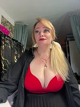 Sweet-blonde online show from June 4, 10:27 pm