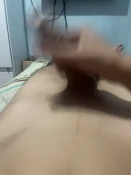 ooMiguel17CM online show from April 22, 4:15 am