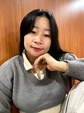 violet-00 online show from October 12, 1:15 am