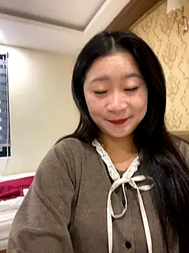 violet-00 online show from November 18, 1:11 am