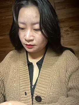 violet-00 online show from March 6, 1:46 am