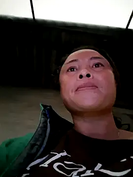 Snapshot of xuxulovezz chatting on October 31, 10:38 am xuxulovezz online show from October 31, 10:38 am