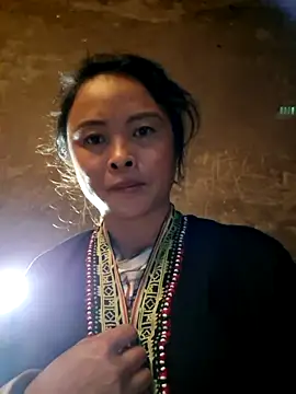 Snapshot of xuxulovezz chatting on November 11, 11:43 am xuxulovezz online show from November 11, 11:43 am