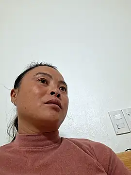 Snapshot of xuxulovezz chatting on November 19, 12:05 pm xuxulovezz online show from November 19, 12:05 pm