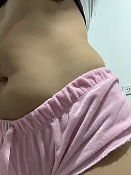 Snapshot of Selene_Wings22 chatting on October 12, 4:11 am Selene Wings22 online show from October 12, 4:11 am