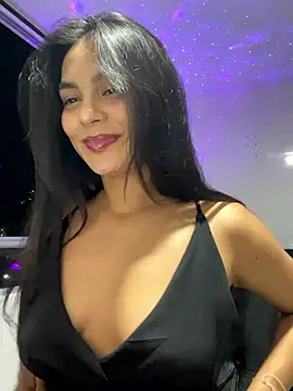 Snapshot of Selene_Wings22 chatting on November 28, 12:57 am Selene Wings22 online show from November 28, 12:57 am