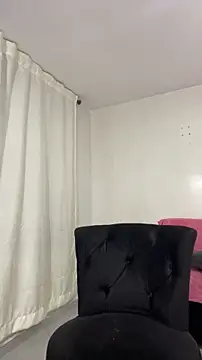 Snapshot of Selene_Wings22 chatting on February 18, 1:12 am Selene Wings22 online show from February 18, 1:12 am