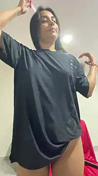 Snapshot of Selene_Wings22 chatting on February 22, 3:18 am Selene Wings22 online show from February 22, 3:18 am