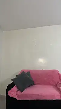 Snapshot of Selene_Wings22 chatting on March 4, 12:05 am Selene Wings22 online show from March 4, 12:05 am