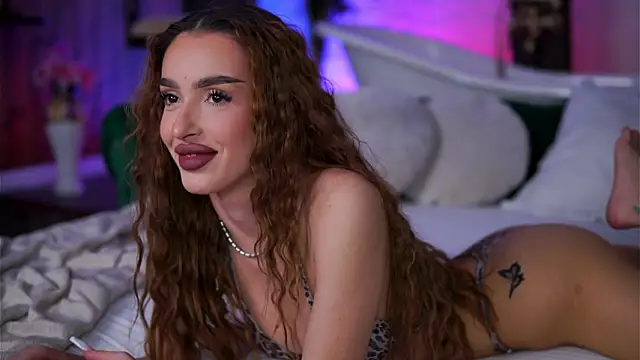 ClaraBenatti online show from January 31, 7:11 pm