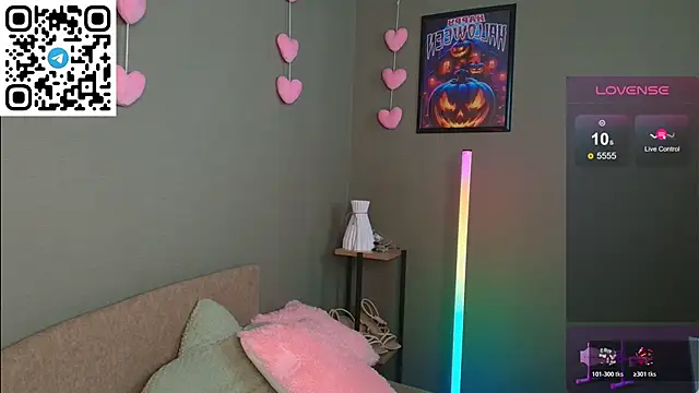 Selena Lune online show from November 6, 2:34 am