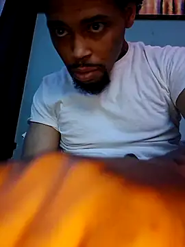 Snapshot of Painstickwes chatting on February 23, 11:07 am Painstickwes online show from February 23, 11:07 am