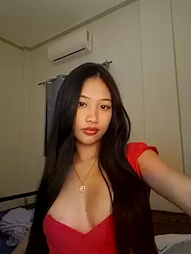 Snapshot of Bunny72772 chatting on October 21, 5:46 pm Bunny72772 online show from October 21, 5:46 pm