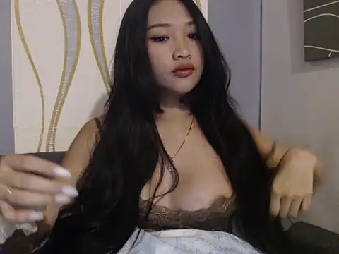 Snapshot of Bunny72772 chatting on December 2, 5:41 pm Bunny72772 online show from December 2, 5:41 pm