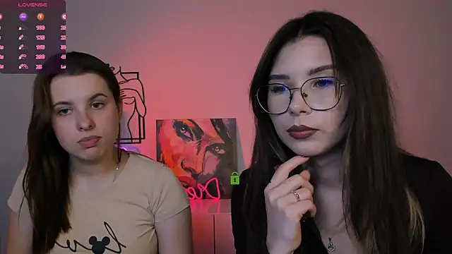 lola swon online show from October 16, 8:43 pm