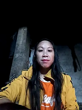 Snapshot of vtmbae chatting on October 31, 8:43 pm vtmbae online show from October 31, 8:43 pm