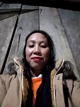 Snapshot of vtmbae chatting on December 3, 1:20 pm vtmbae online show from December 3, 1:20 pm