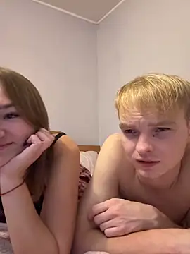 Snapshot of LinChka5789 chatting on October 30, 9:37 pm LinChka5789 online show from October 30, 9:37 pm