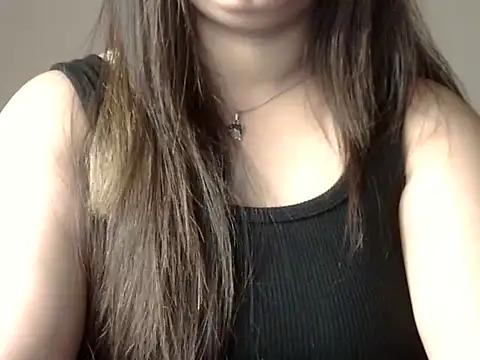 Aaliya02 online show from October 27, 7:23 am