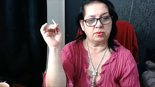 MissSanjanne online show from February 2, 9:45 pm