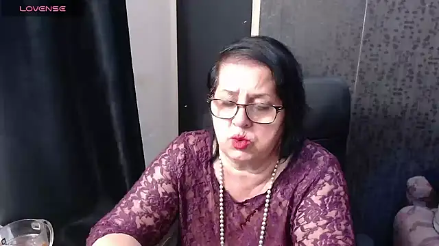 MissSanjanne online show from April 18, 6:56 pm