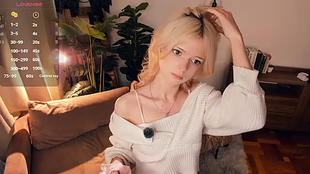 LaureMestler online show from March 23, 8:07 am