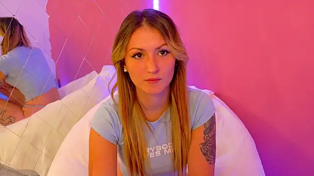 Snapshot of Anaayss_ chatting on September 30, 4:50 am Anaayss online show from September 30, 4:50 am