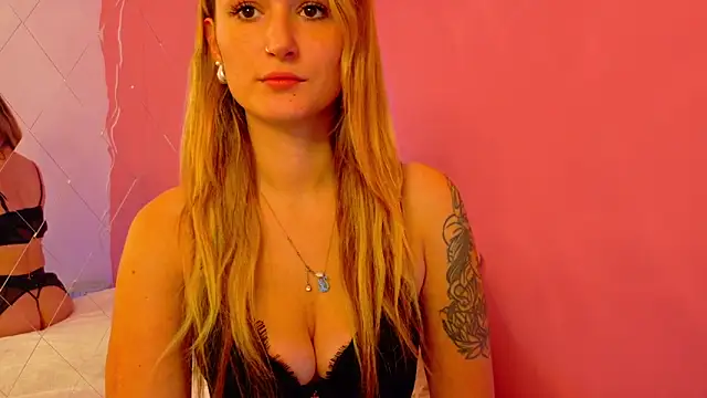 Snapshot of Anaayss_ chatting on October 8, 5:16 am Anaayss online show from October 8, 5:16 am