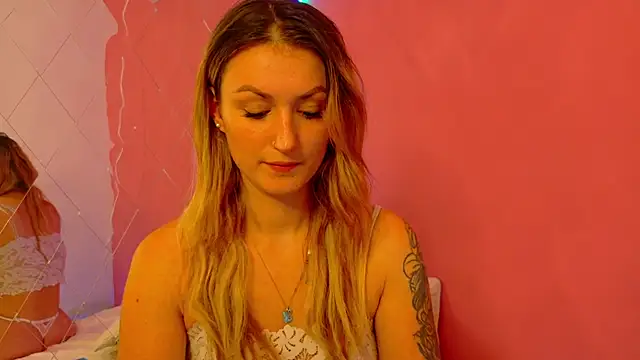 Snapshot of Anaayss_ chatting on October 14, 4:57 am Anaayss online show from October 14, 4:57 am