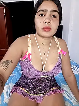 Snapshot of Sashalana chatting on February 8, 10:29 am Sashalana online show from February 8, 10:29 am