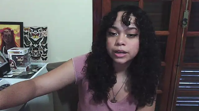 sweetamy326 online show from November 13, 9:25 pm