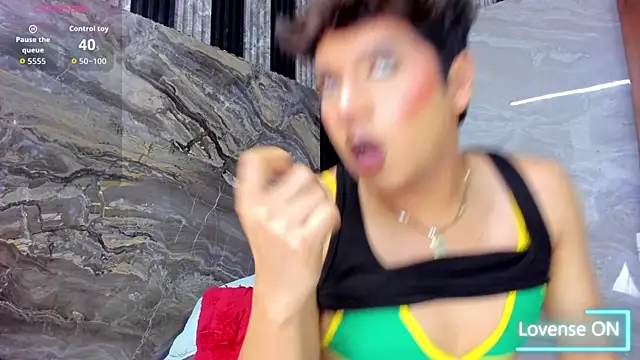 Ellis-Brown online show from November 18, 3:45 am