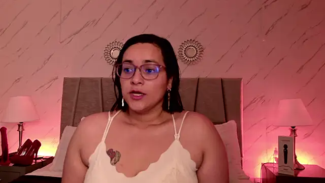 Michell Monet online show from March 12, 12:00 pm