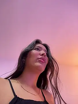 IsabellaJoness  online show from April 20, 8:32 pm