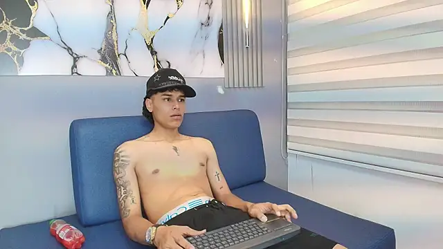 Frayhot777 online show from January 15, 8:12 pm