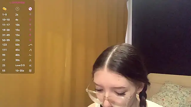 KrystinFunches online show from October 25, 8:22 am