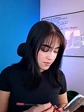 Snapshot of Zafira_ chatting on November 12, 5:24 pm Zafira online show from November 12, 5:24 pm