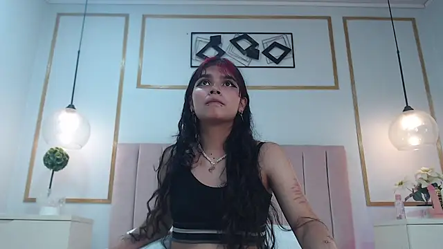 Snapshot of Raven_Rox chatting on October 1, 7:53 pm Raven Rox online show from October 1, 7:53 pm
