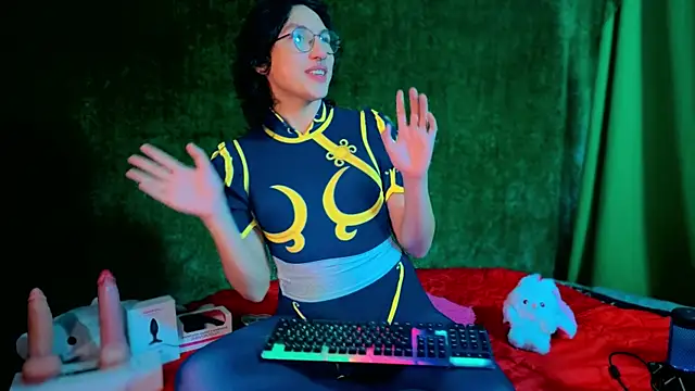 Snapshot of -BlueOpal- chatting on October 2, 5:53 pm -BlueOpal- online show from October 2, 5:53 pm