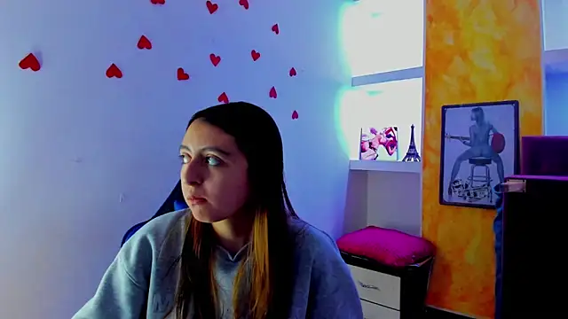 lala clark online show from February 24, 8:51 pm