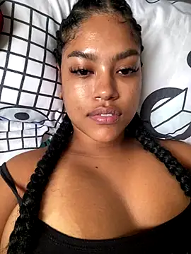 Snapshot of miiabrown18 chatting on November 3, 11:55 am miiabrown18 online show from November 3, 11:55 am