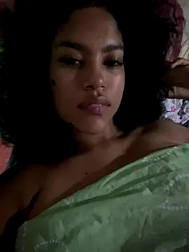 Snapshot of miiabrown18 chatting on November 23, 9:09 am miiabrown18 online show from November 23, 9:09 am