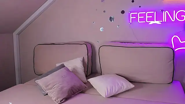 Berta Kelly online show from November 6, 1:06 am