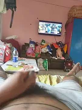 only woman online show from December 21, 6:09 am